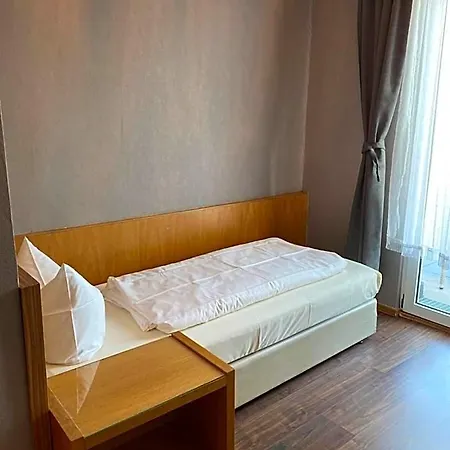Hotell Rheinstein Schwetzingen